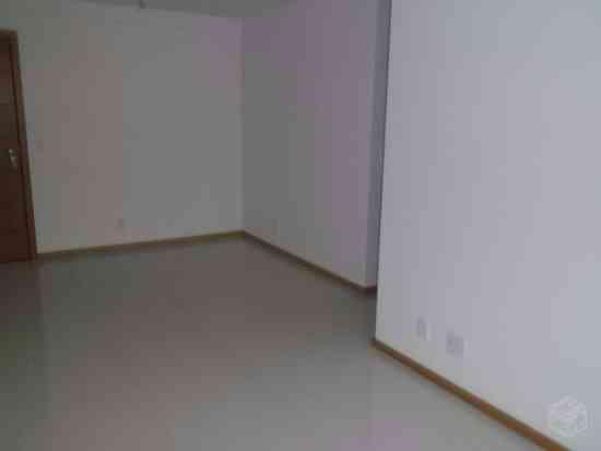 Apartamento à venda com 3 quartos, 92m² - Foto 3