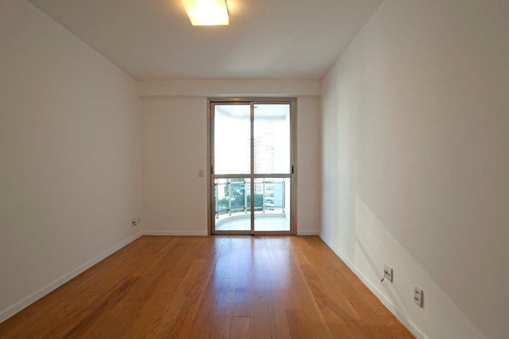 Apartamento à venda com 4 quartos, 376m² - Foto 4