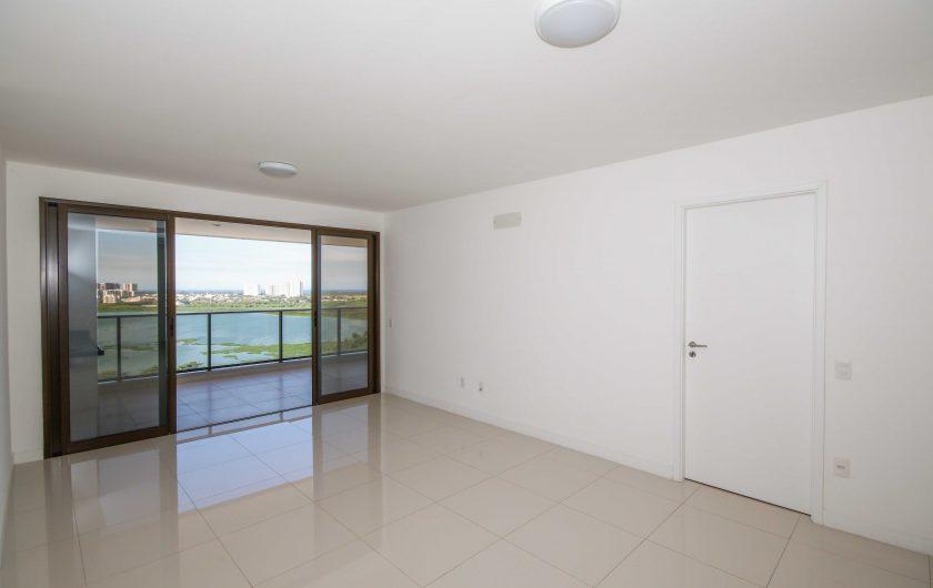 Apartamento à venda com 3 quartos, 131m² - Foto 2