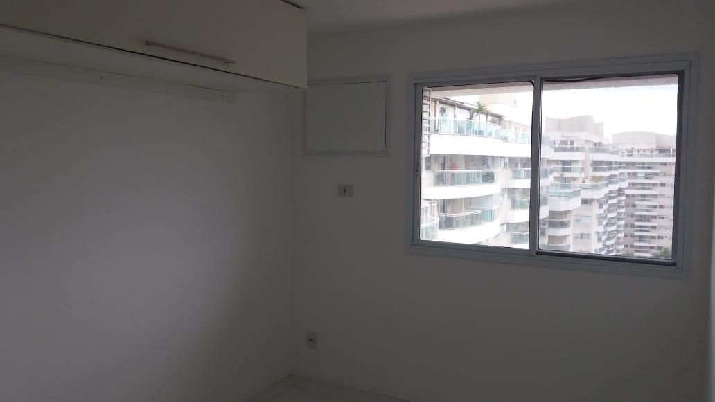 Apartamento à venda com 2 quartos, 65m² - Foto 24