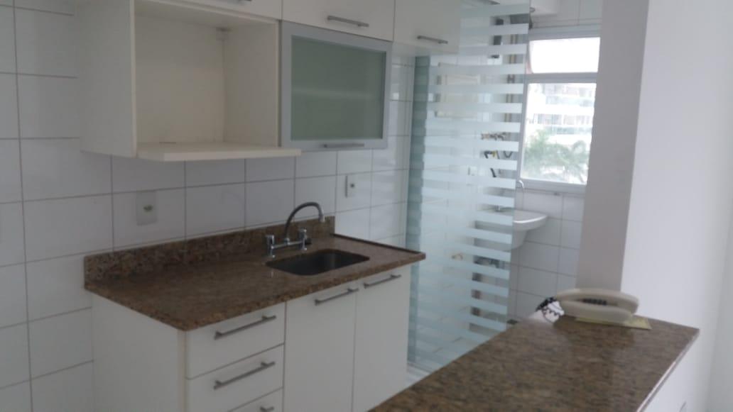 Apartamento à venda com 2 quartos, 67m² - Foto 5