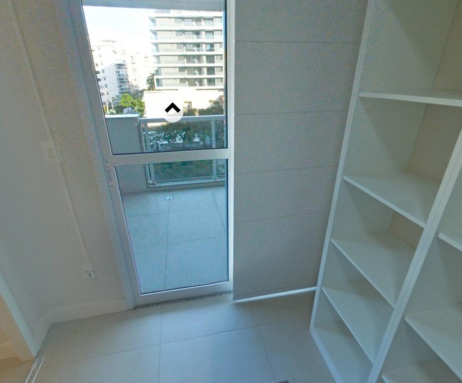 Apartamento à venda com 6 quartos, 261m² - Foto 13