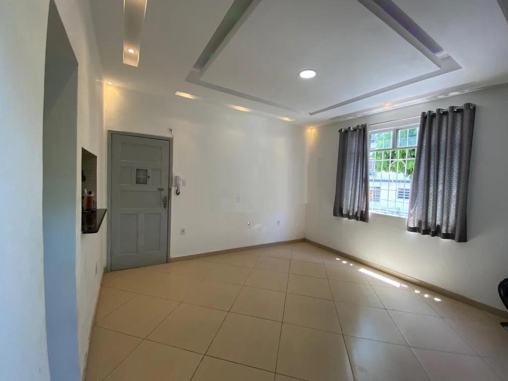 Apartamento à venda com 2 quartos, 60m² - Foto 3