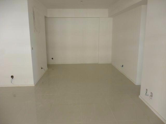 Apartamento à venda com 2 quartos, 68m² - Foto 33