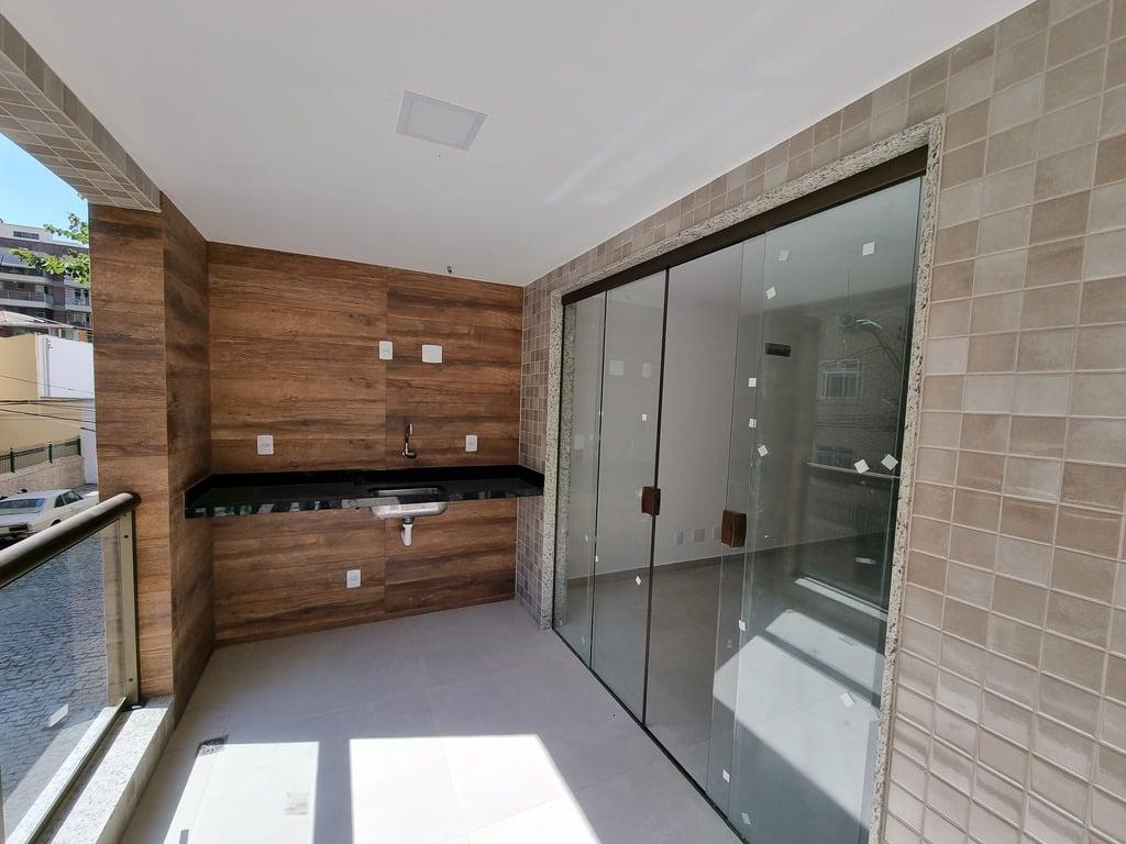 Apartamento à venda com 2 quartos, 70m² - Foto 4