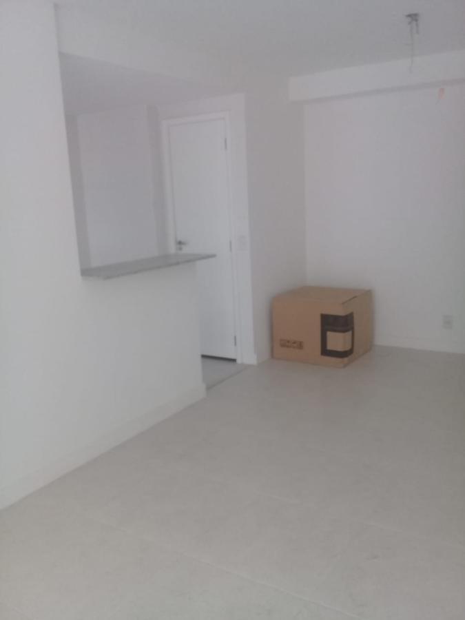 Apartamento à venda com 2 quartos, 86m² - Foto 17