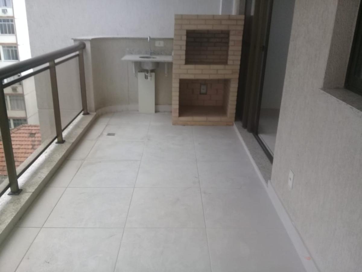 Apartamento à venda com 2 quartos, 86m² - Foto 13