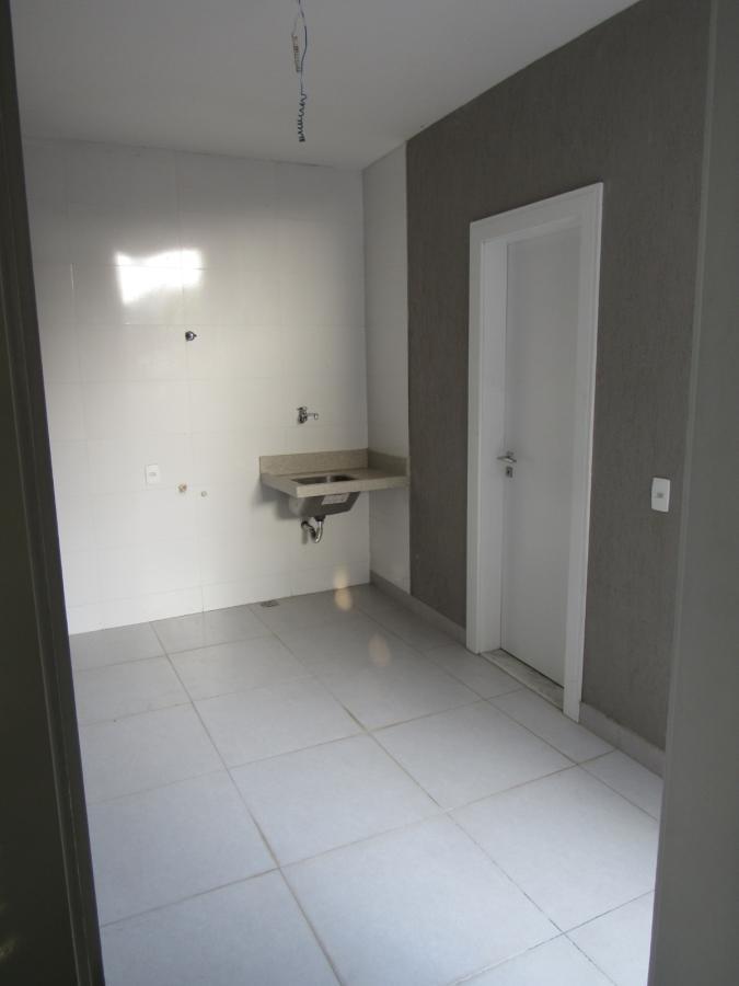 Casa de Condomínio à venda com 4 quartos, 350m² - Foto 16