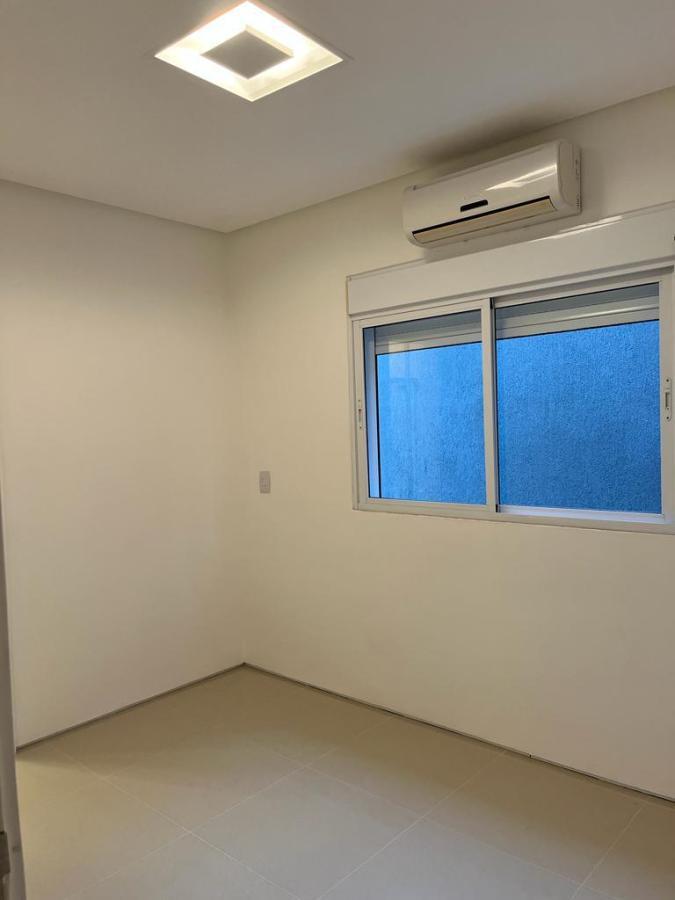 Casa de Condomínio à venda com 4 quartos, 290m² - Foto 6