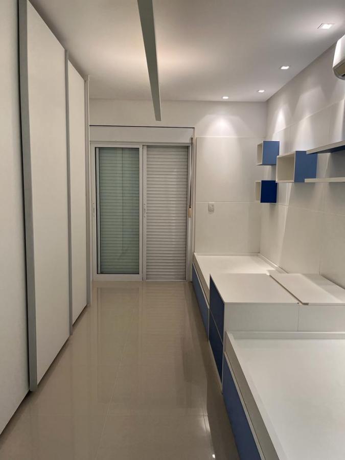 Casa de Condomínio à venda com 4 quartos, 290m² - Foto 43