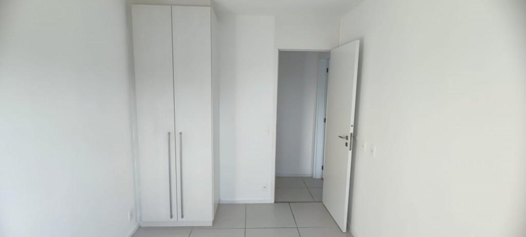 Apartamento à venda com 2 quartos, 70m² - Foto 10