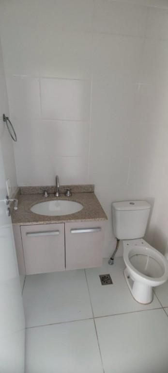 Apartamento à venda com 2 quartos, 70m² - Foto 18