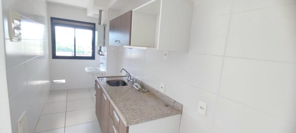 Apartamento à venda com 2 quartos, 70m² - Foto 6