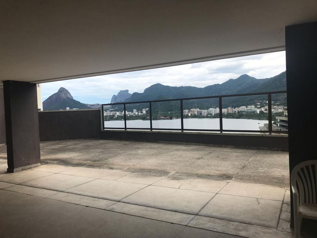 Apartamento à venda com 3 quartos, 184m² - Foto 23