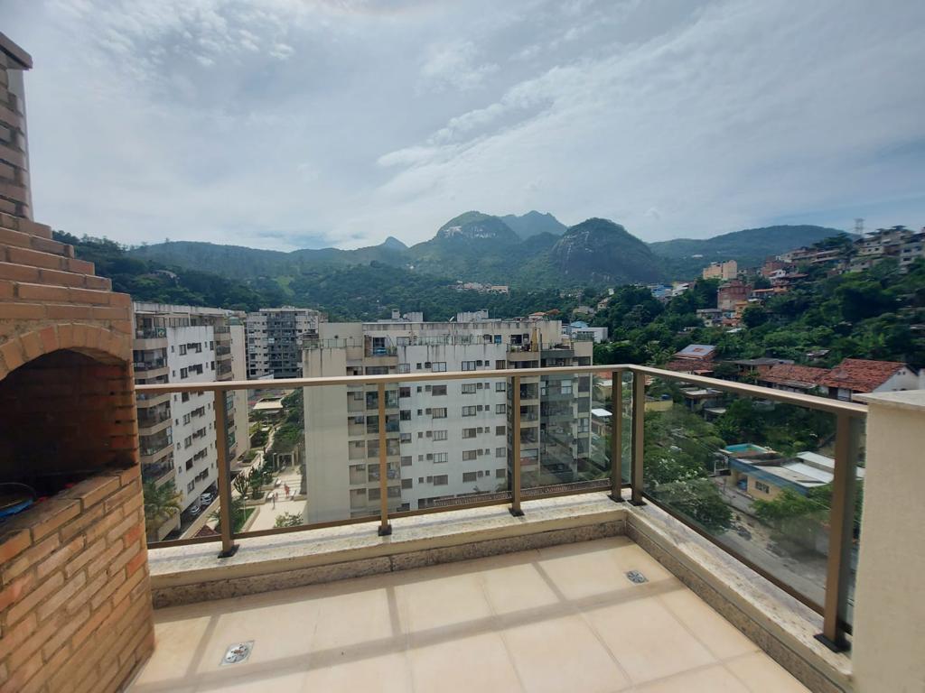 Apartamento à venda com 3 quartos, 163m² - Foto 1