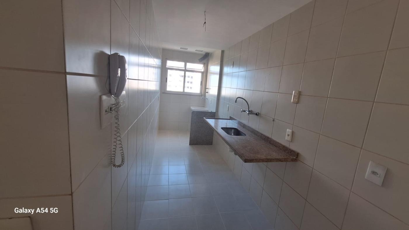 Apartamento à venda com 3 quartos, 89m² - Foto 3