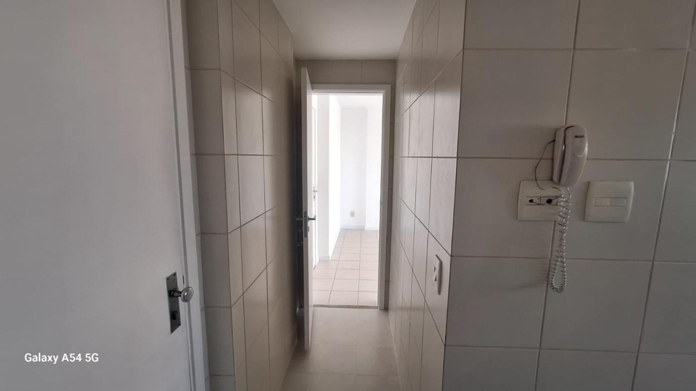 Apartamento à venda com 3 quartos, 89m² - Foto 4