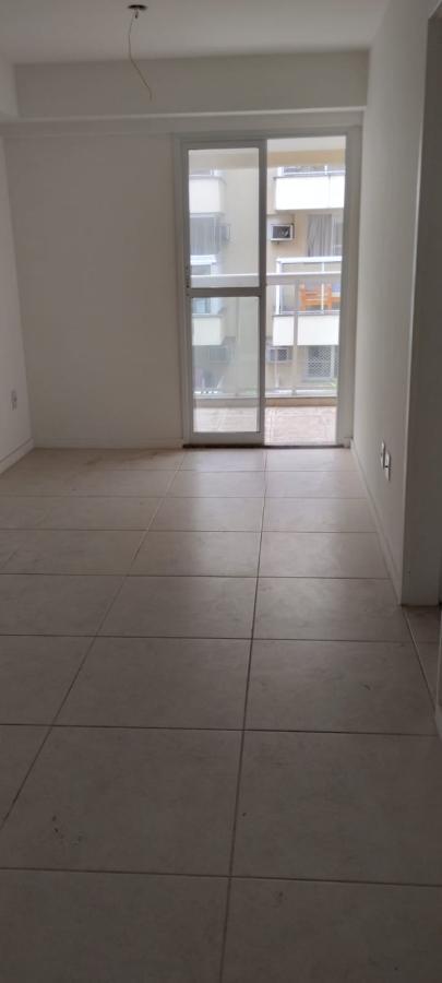 Apartamento à venda com 2 quartos, 58m² - Foto 15