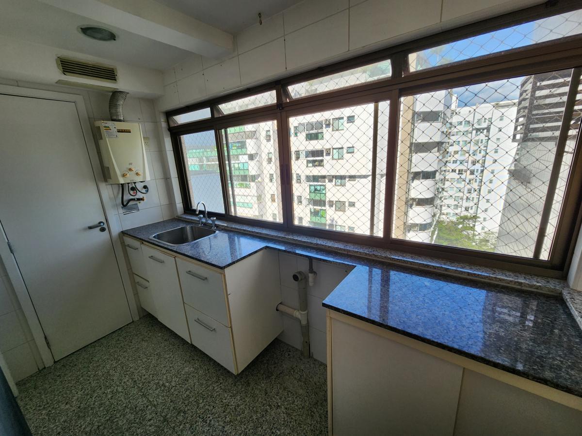 Apartamento à venda com 4 quartos, 158m² - Foto 32