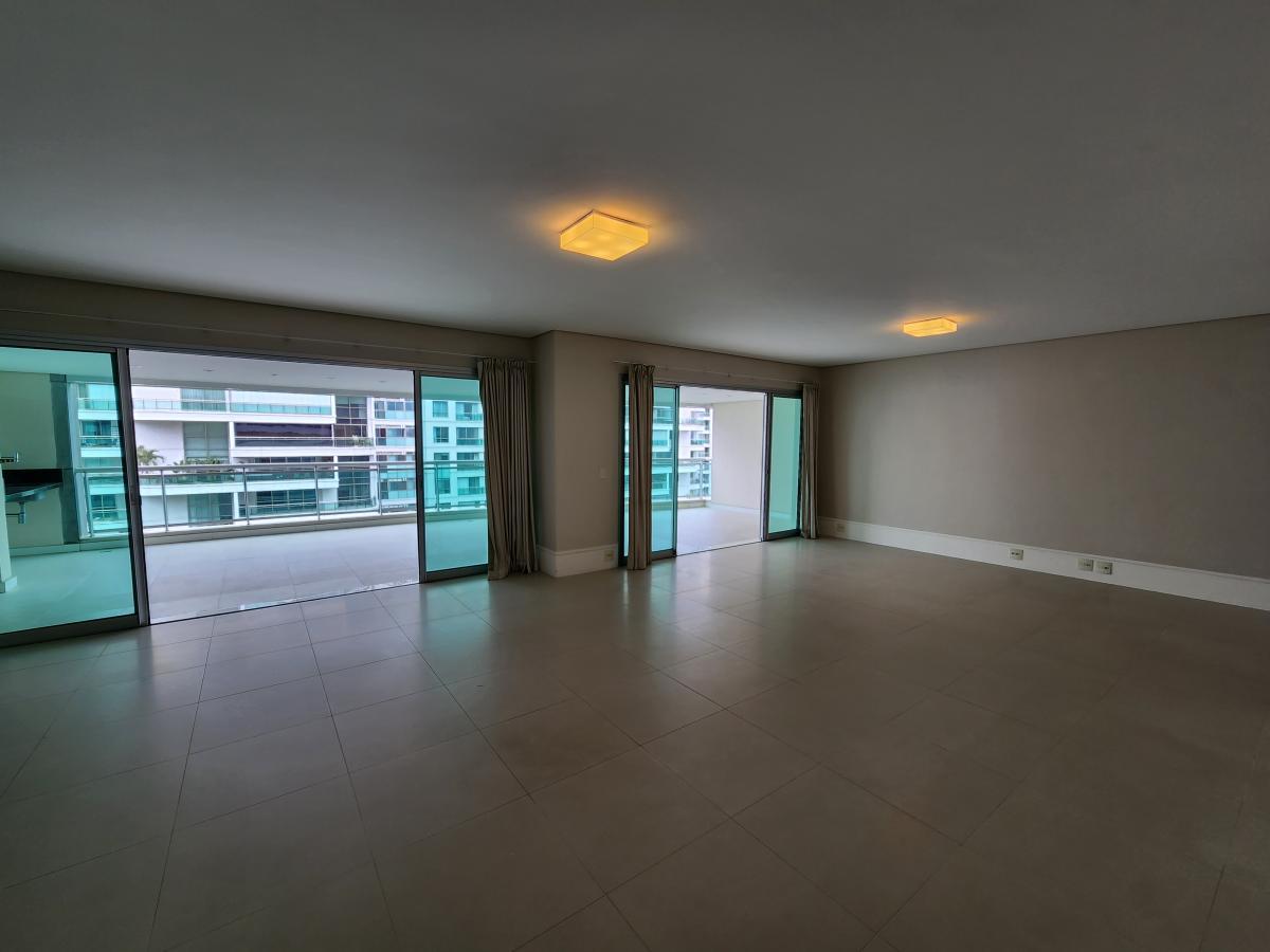 Apartamento à venda com 4 quartos, 298m² - Foto 8