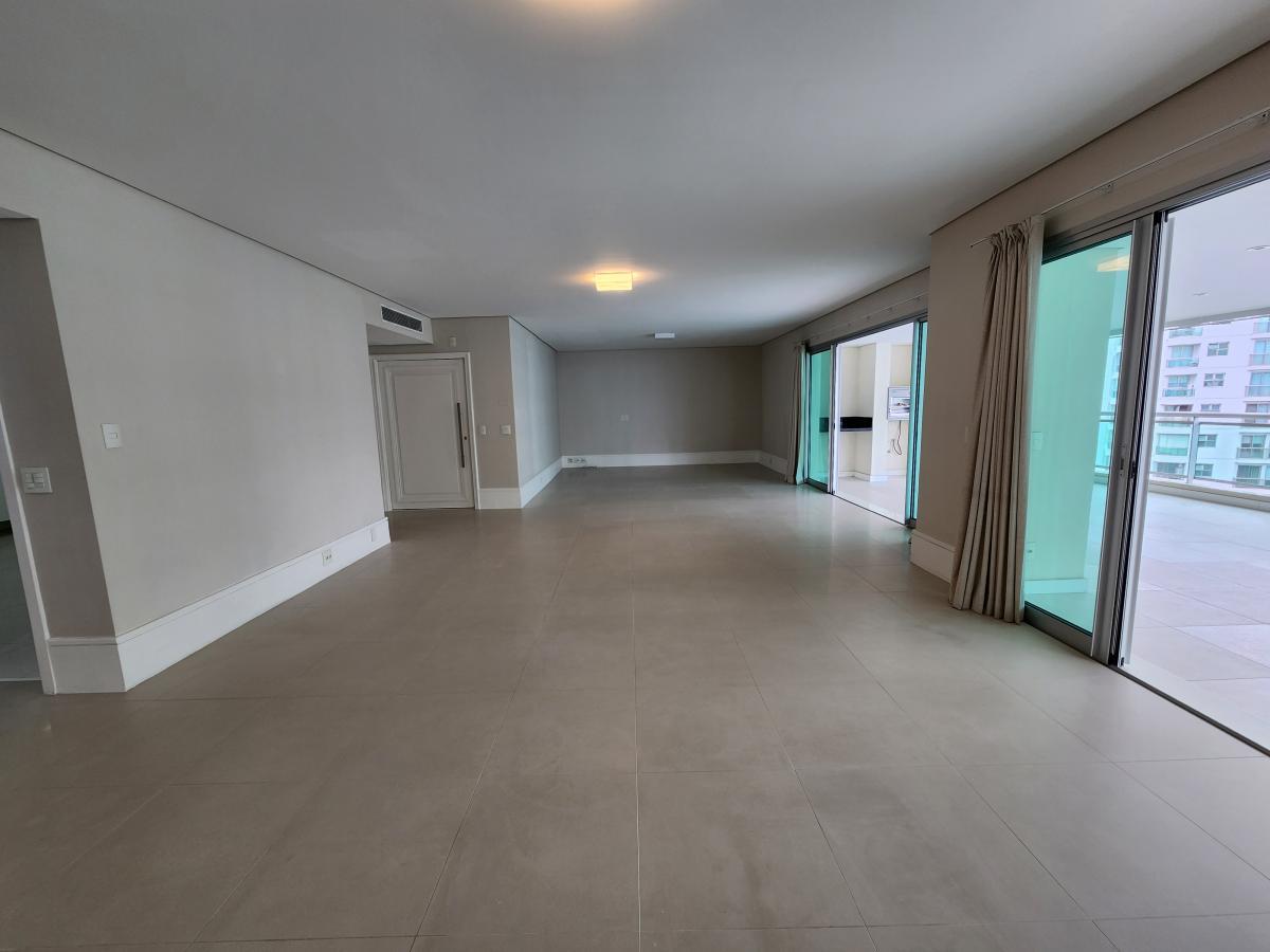 Apartamento à venda com 4 quartos, 298m² - Foto 12