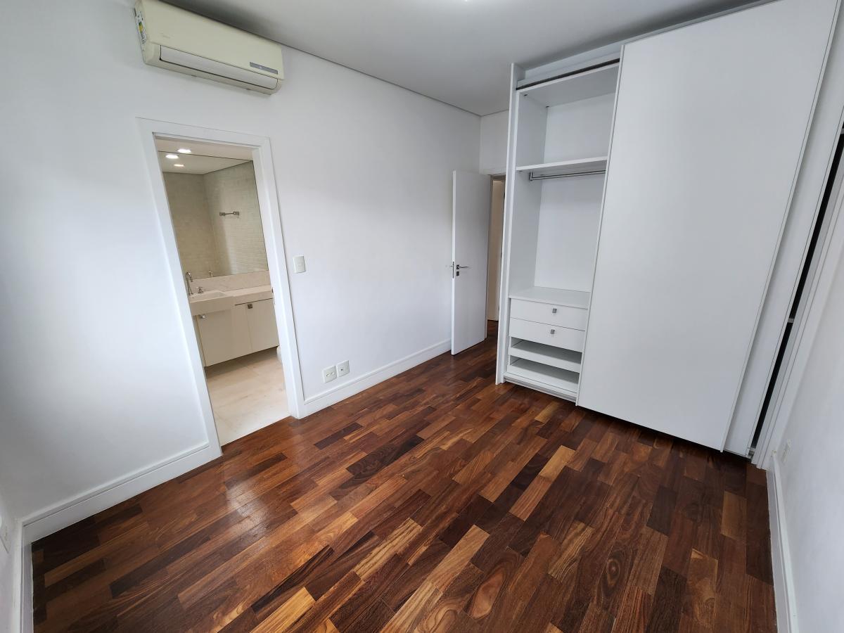 Apartamento à venda com 4 quartos, 298m² - Foto 42