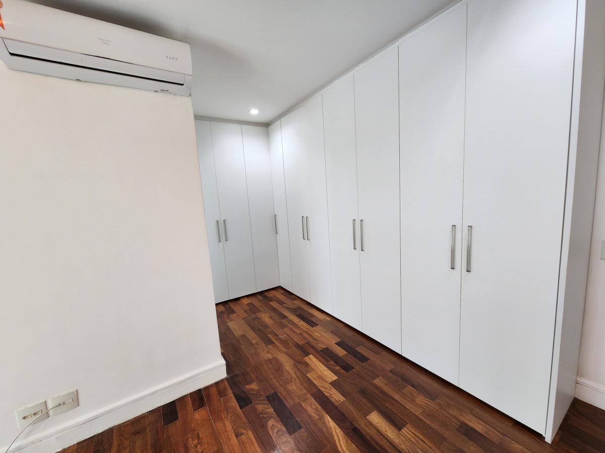 Apartamento à venda com 4 quartos, 298m² - Foto 47