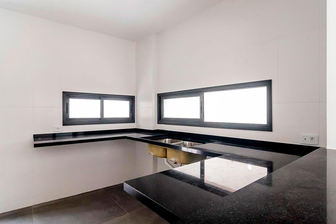 Apartamento à venda com 3 quartos, 207m² - Foto 13