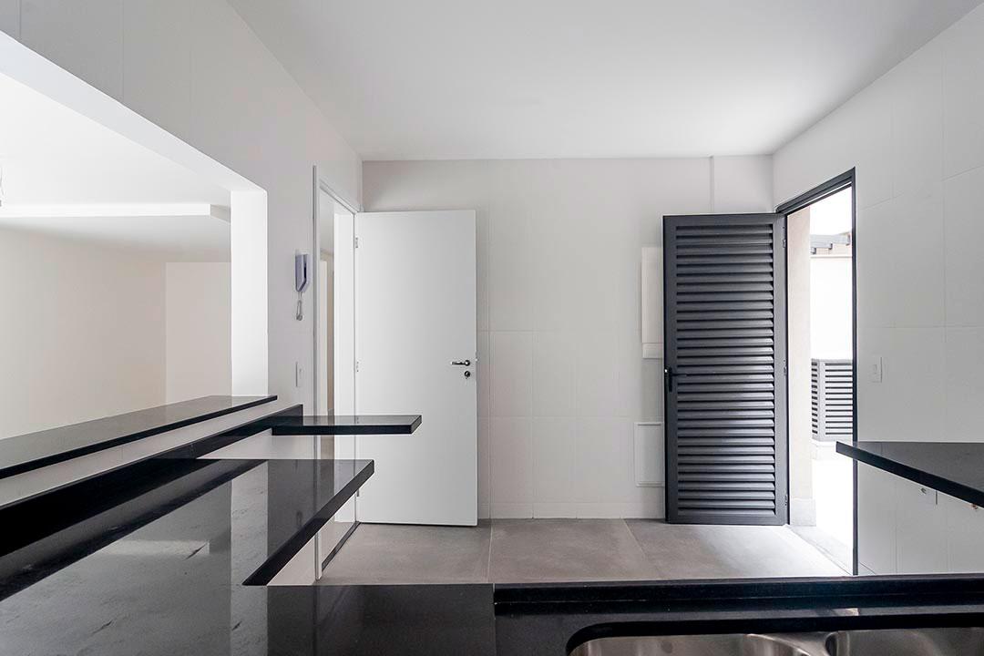 Apartamento à venda com 3 quartos, 207m² - Foto 11