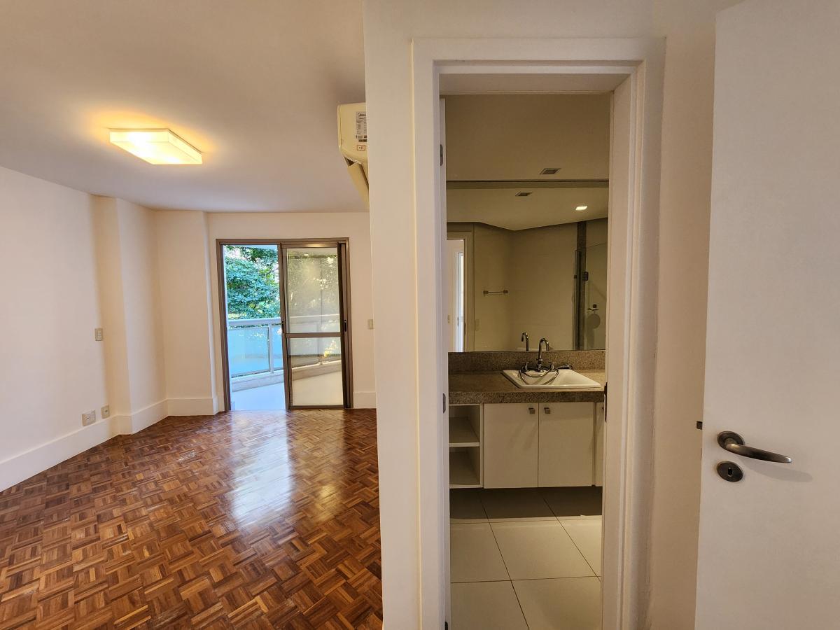 Apartamento à venda com 4 quartos, 366m² - Foto 20