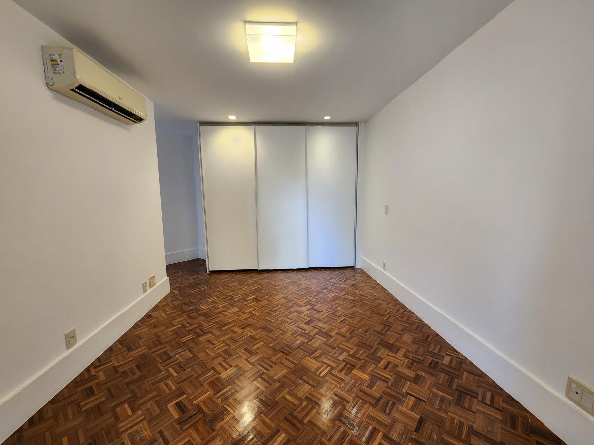 Apartamento à venda com 4 quartos, 366m² - Foto 22