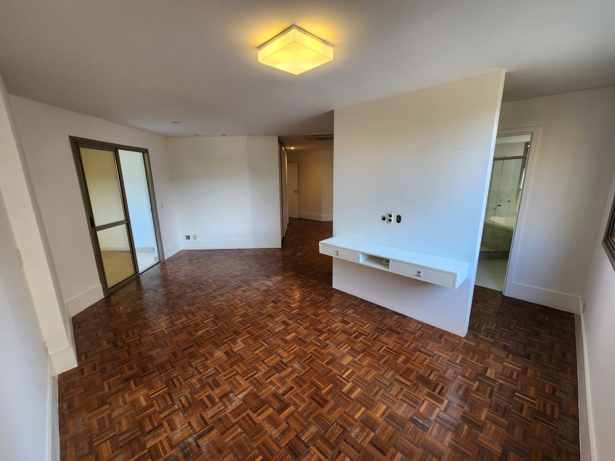 Apartamento à venda com 4 quartos, 366m² - Foto 43