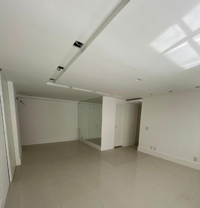 Apartamento à venda com 3 quartos, 94m² - Foto 6