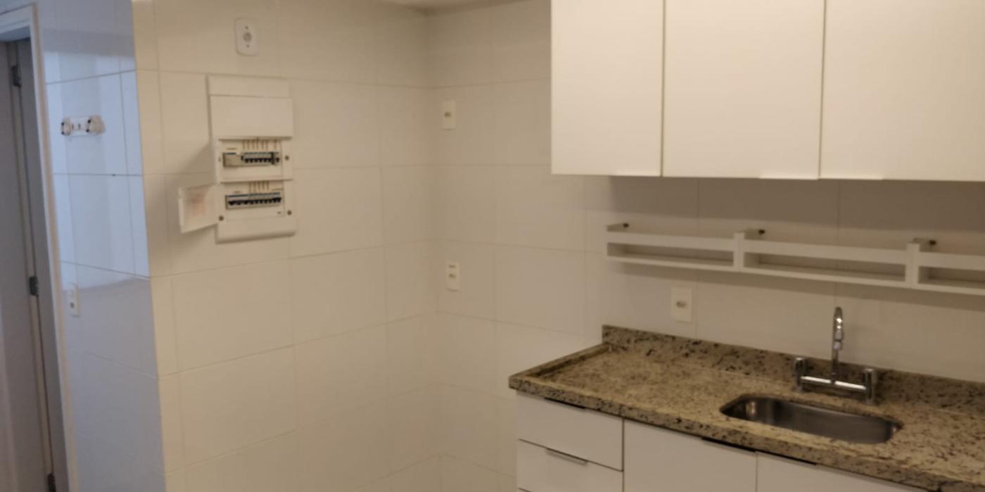 Apartamento à venda com 3 quartos, 113m² - Foto 12