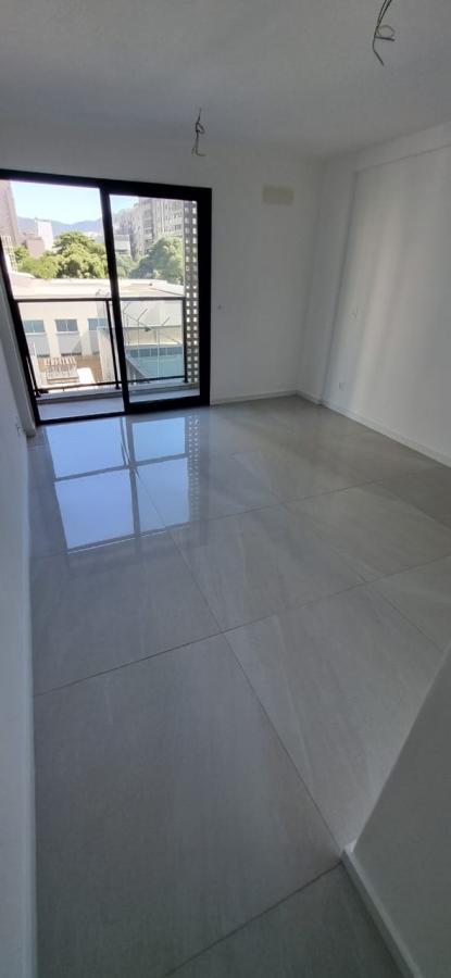 Apartamento à venda com 4 quartos, 153m² - Foto 9