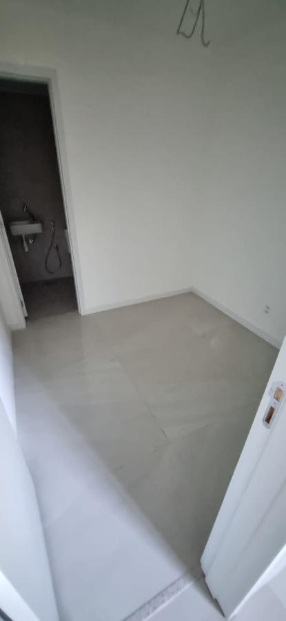 Apartamento à venda com 4 quartos, 153m² - Foto 8