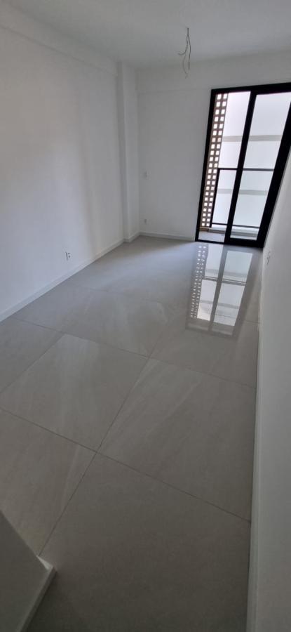 Apartamento à venda com 4 quartos, 153m² - Foto 19