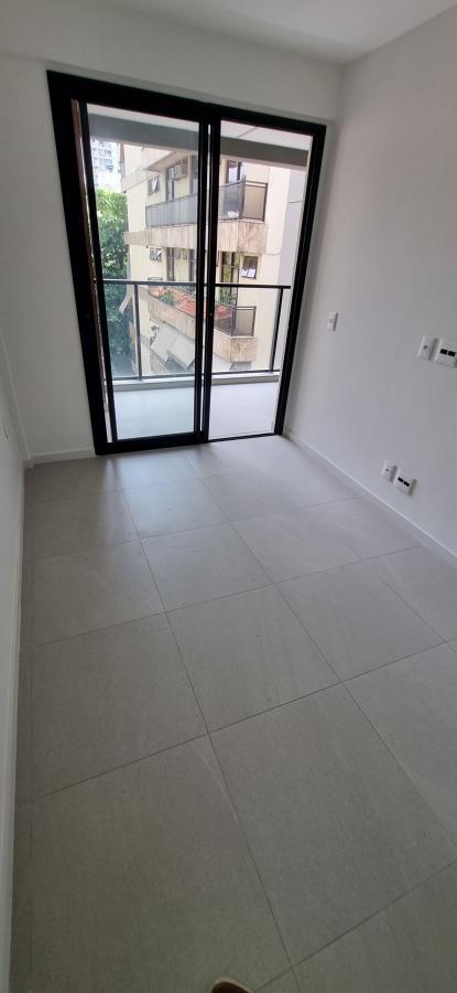 Apartamento à venda com 2 quartos, 60m² - Foto 2