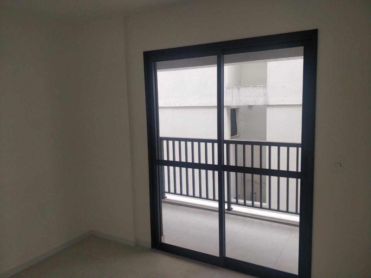 Apartamento à venda com 3 quartos, 110m² - Foto 4