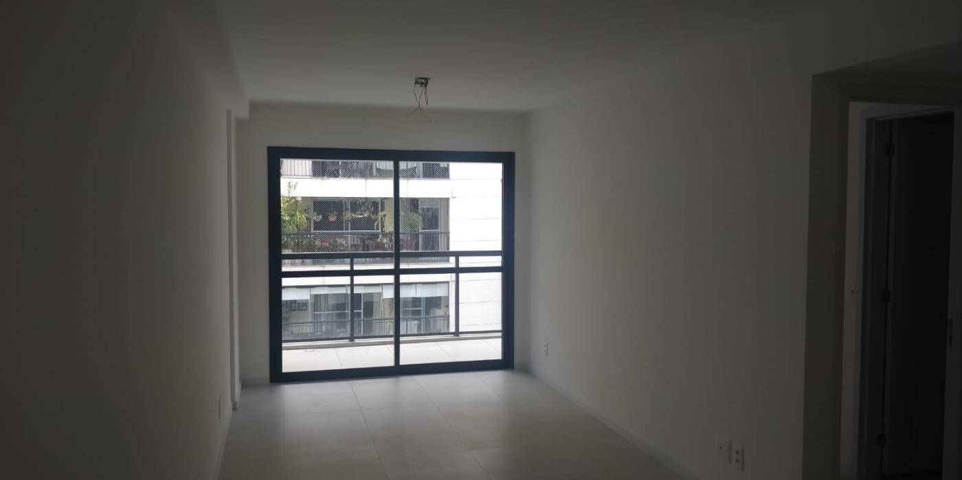 Apartamento à venda com 3 quartos, 110m² - Foto 25