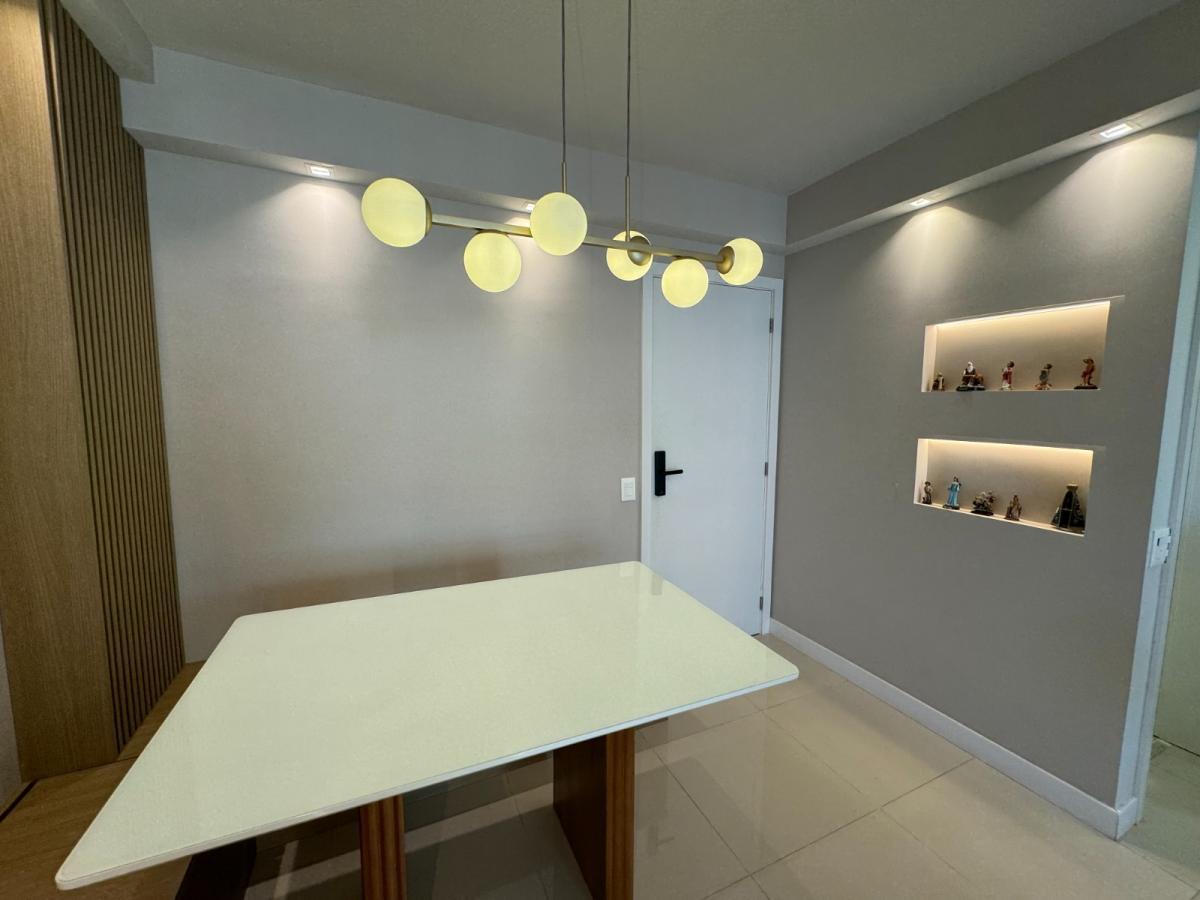 Apartamento à venda com 2 quartos, 72m² - Foto 12