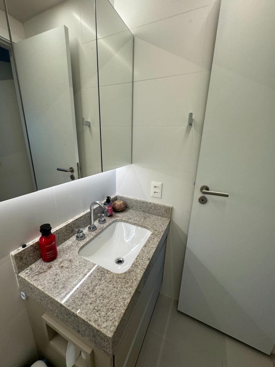 Apartamento à venda com 2 quartos, 72m² - Foto 33