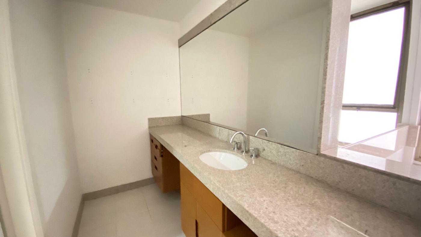 Apartamento à venda com 4 quartos, 307m² - Foto 29