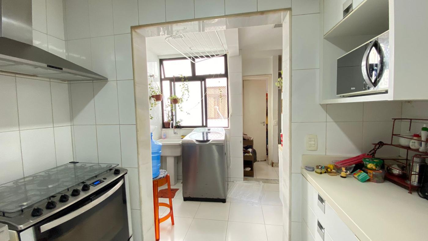 Apartamento à venda com 4 quartos, 300m² - Foto 11