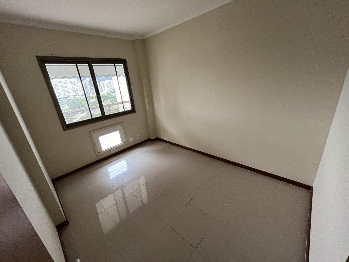 Apartamento à venda com 3 quartos, 116m² - Foto 12