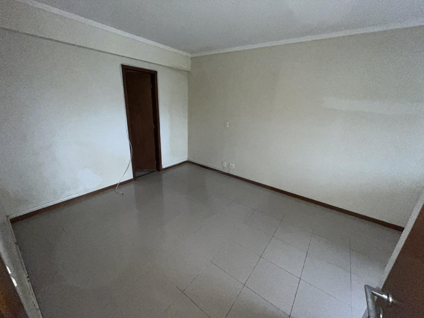 Apartamento à venda com 3 quartos, 116m² - Foto 19