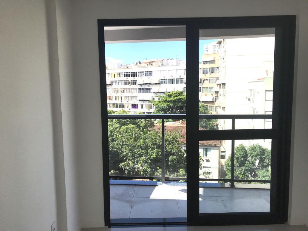 Cobertura à venda com 2 quartos, 145m² - Foto 3