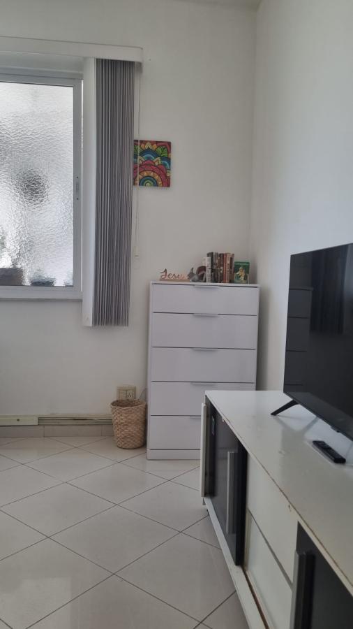 Apartamento à venda com 3 quartos, 160m² - Foto 6