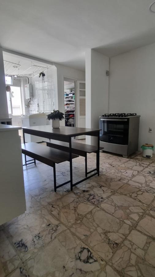 Apartamento à venda com 3 quartos, 160m² - Foto 11